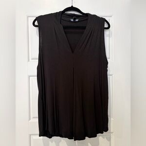 Cable & Gauge Sleeveless Black Blouse